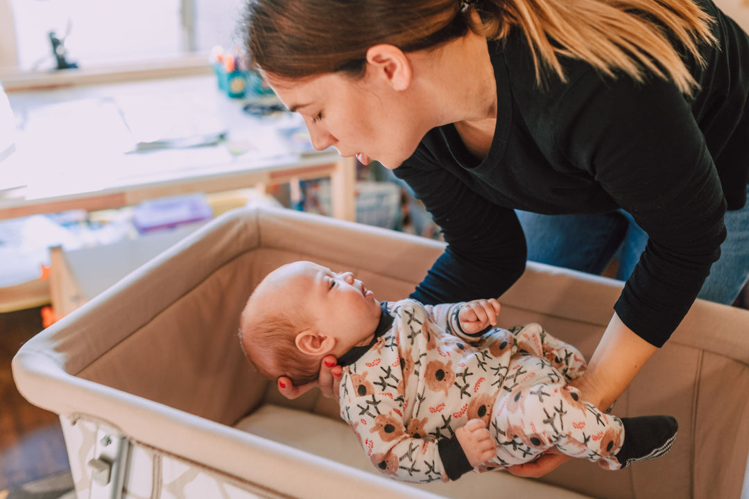 Bassinet vs Crib for a 3-6 Month Old: When Is It Time to Transition?