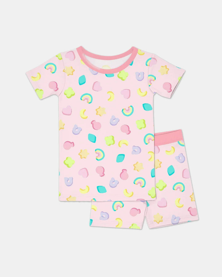 Template Zweiteiliges Pyjama-Set mit kurzen Ärmeln und Shorts