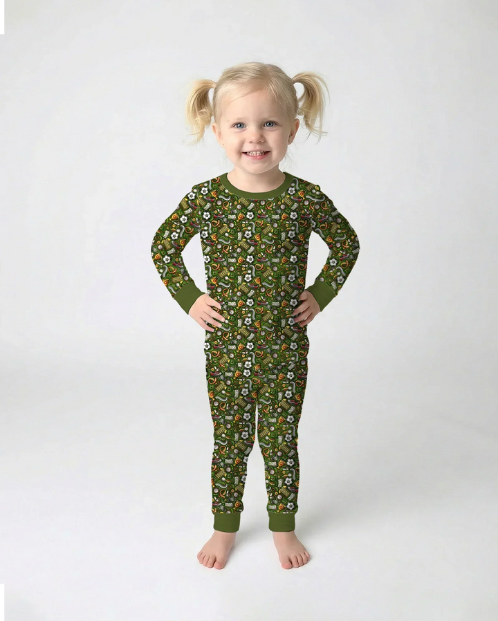 Zweiteiliges Langarm-Pyjama-Set mit Sommerfrüchten