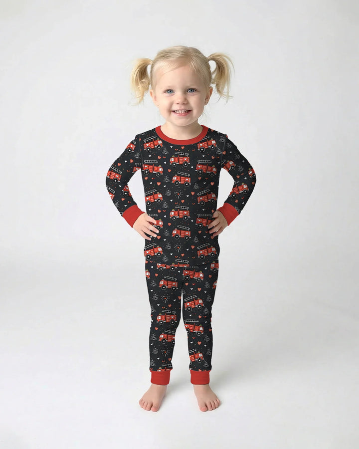 Zweiteiliges Langarm-Pyjama-Set mit Sommerfrüchten