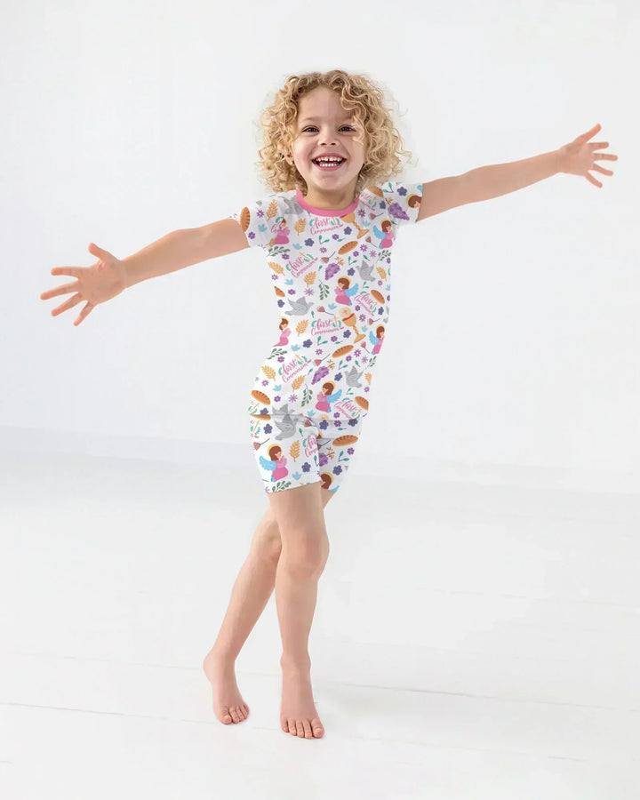 Template Zweiteiliges Pyjama-Set mit kurzen Ärmeln und Shorts