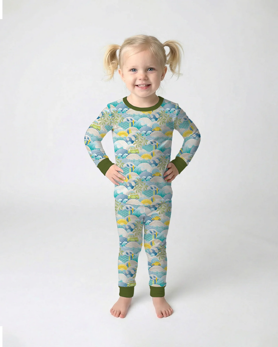 Zweiteiliges Langarm-Pyjama-Set mit Sommerfrüchten