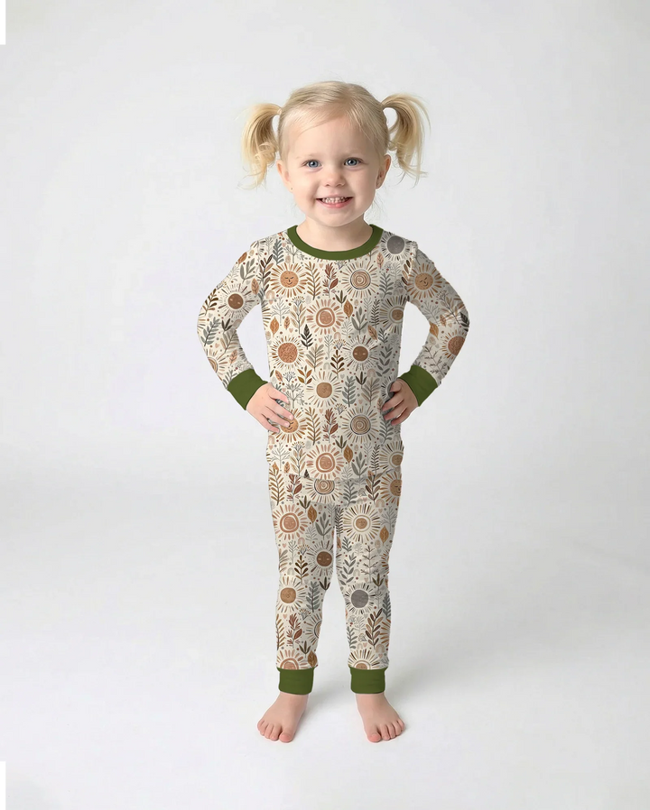 Zweiteiliges Langarm-Pyjama-Set mit Sommerfrüchten