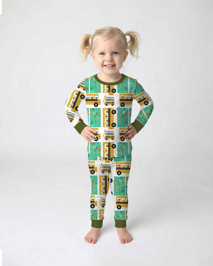 Zweiteiliges Langarm-Pyjama-Set mit Sommerfrüchten