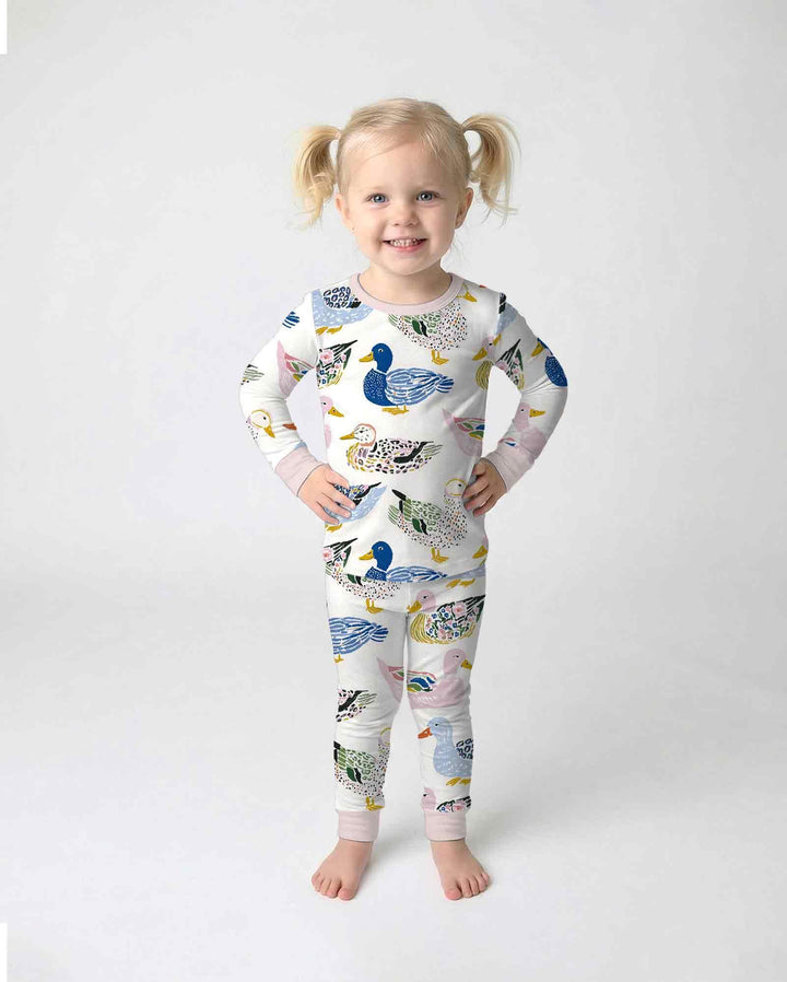 Zweiteiliges Langarm-Pyjama-Set mit Sommerfrüchten