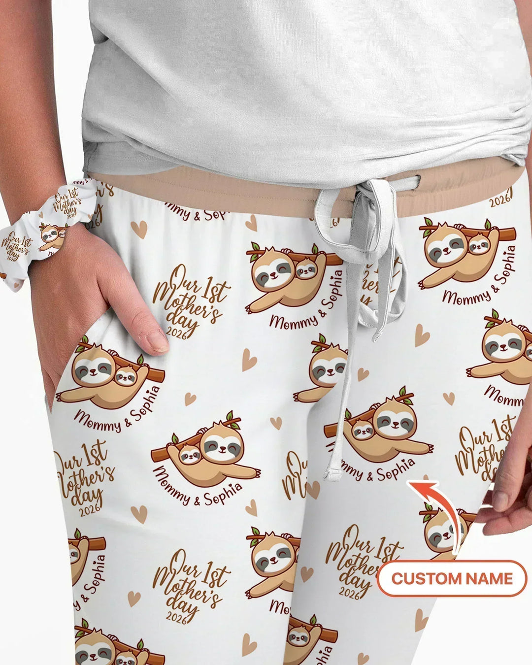 Benutzerdefinierter Name Mama & Baby Faultier – Unser erster Muttertag 2026 Bambus Damen Pyjama Set