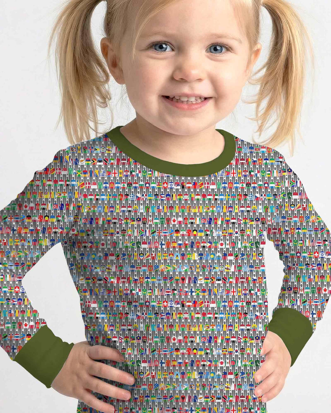Zweiteiliges Langarm-Pyjama-Set mit Sommerfrüchten