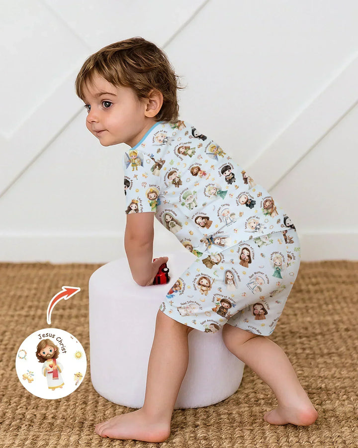 Template Zweiteiliges Pyjama-Set mit kurzen Ärmeln und Shorts