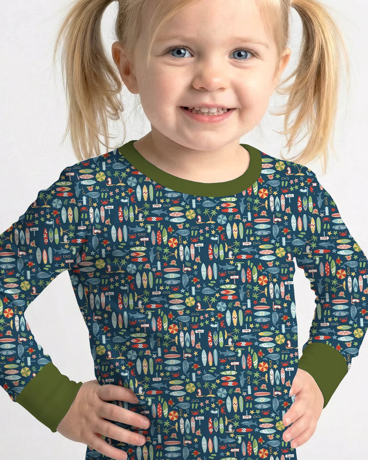 Zweiteiliges Langarm-Pyjama-Set mit Sommerfrüchten