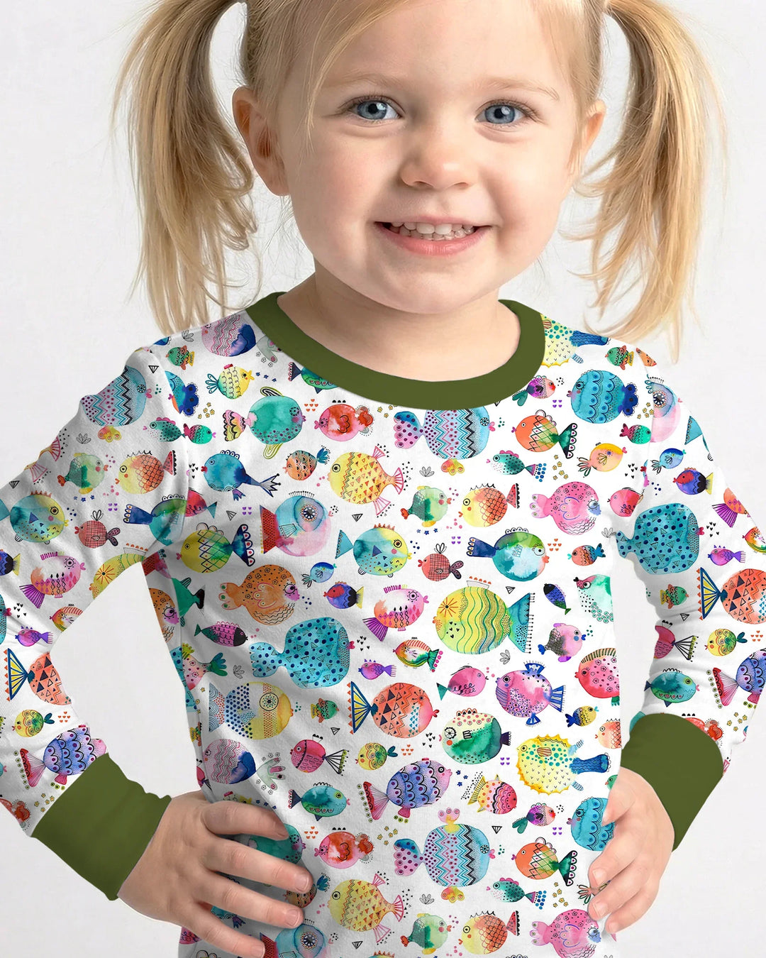 Zweiteiliges Langarm-Pyjama-Set mit Sommerfrüchten