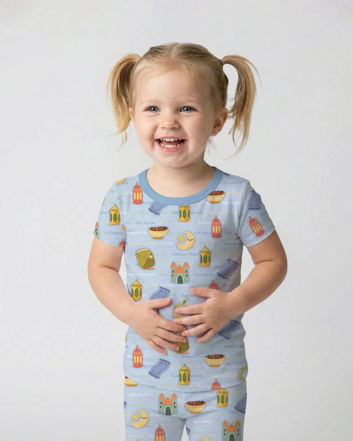 Zweiteiliges, kurzärmliges Pyjama-Set mit Marienkäfern