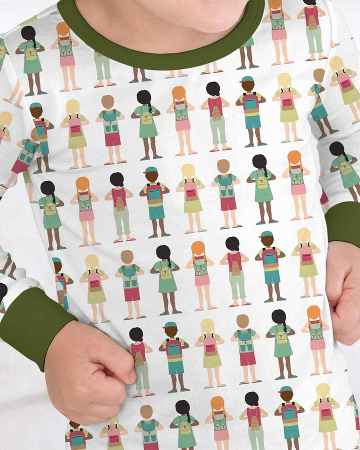 Zweiteiliges Langarm-Pyjama-Set mit Sommerfrüchten
