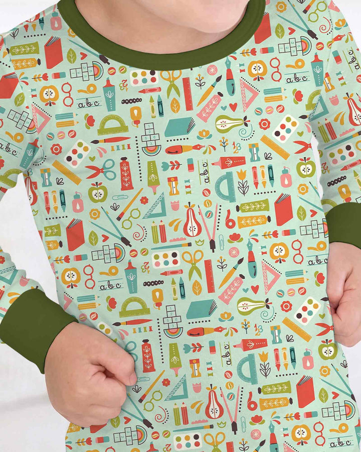 Zweiteiliges Langarm-Pyjama-Set mit Sommerfrüchten