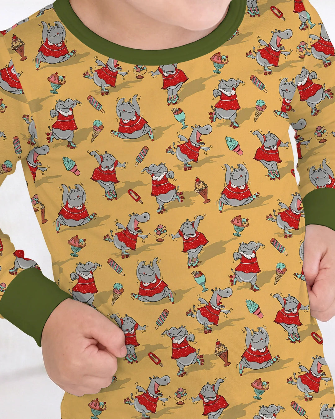 Zweiteiliges Langarm-Pyjama-Set mit Sommerfrüchten