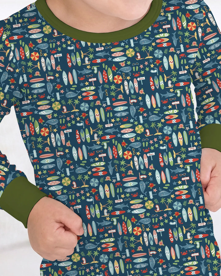 Zweiteiliges Langarm-Pyjama-Set mit Sommerfrüchten