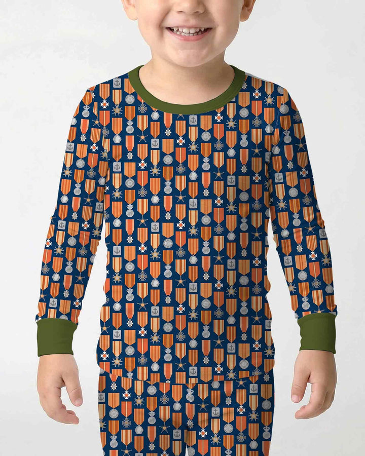 Zweiteiliges Langarm-Pyjama-Set mit Sommerfrüchten