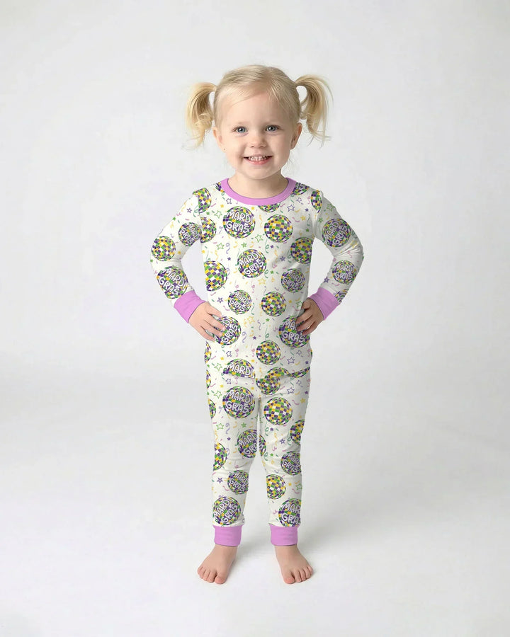 Zweiteiliges Langarm-Pyjama-Set mit Sommerfrüchten