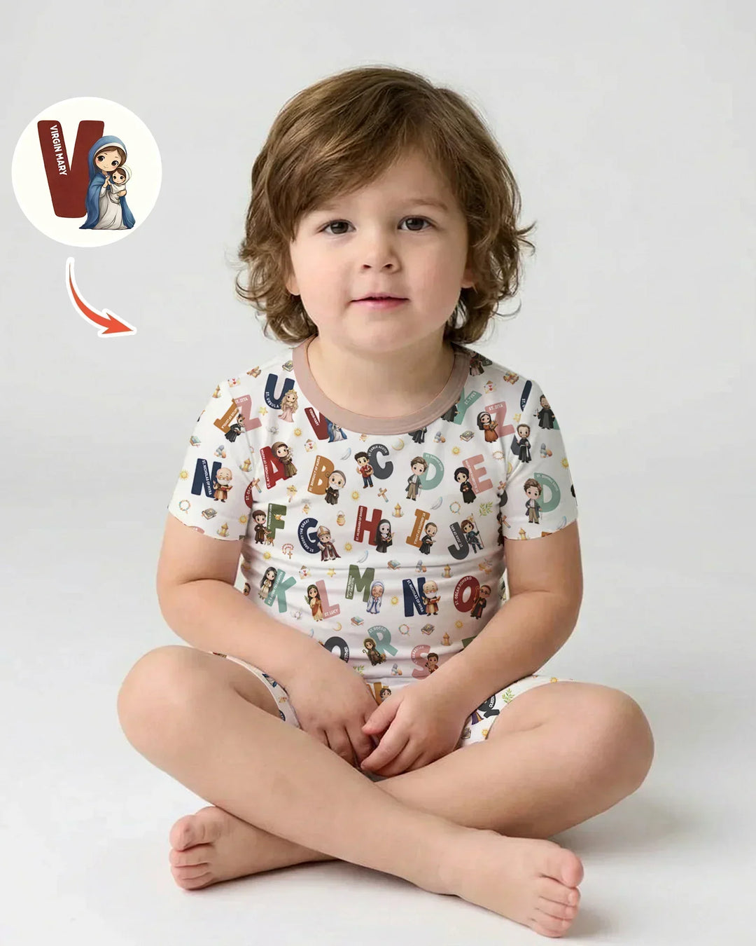 Template Zweiteiliges Pyjama-Set mit kurzen Ärmeln und Shorts