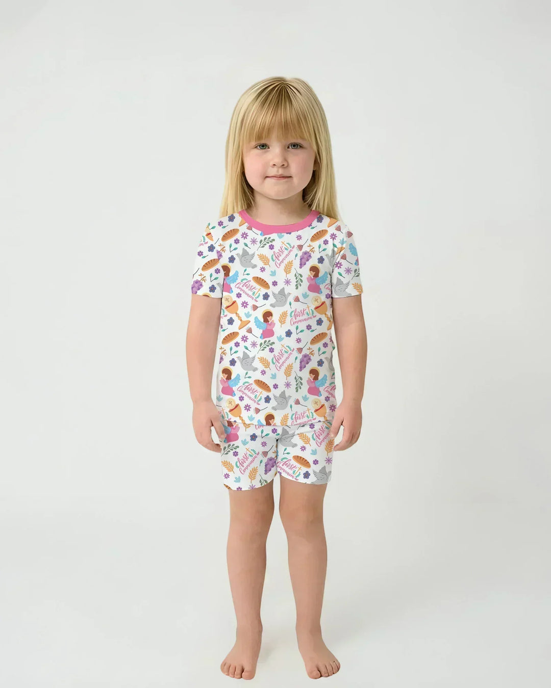 Template Zweiteiliges Pyjama-Set mit kurzen Ärmeln und Shorts
