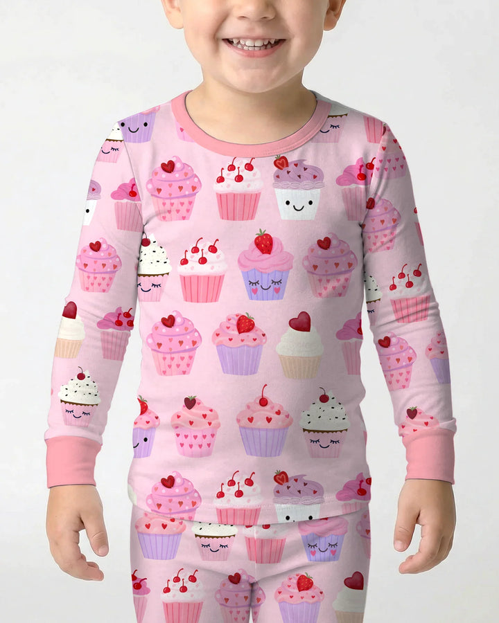 Zweiteiliges Langarm-Pyjama-Set mit Sommerfrüchten
