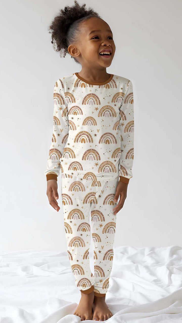 Zweiteiliges Langarm-Pyjama-Set mit Sommerfrüchten