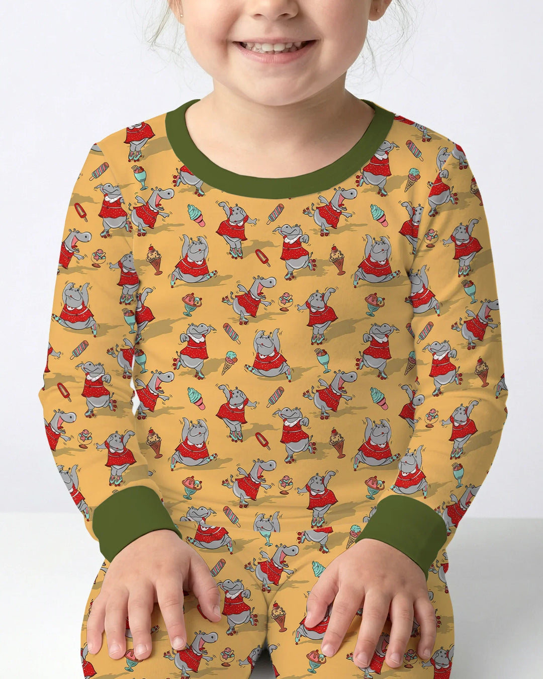 Zweiteiliges Langarm-Pyjama-Set mit Sommerfrüchten
