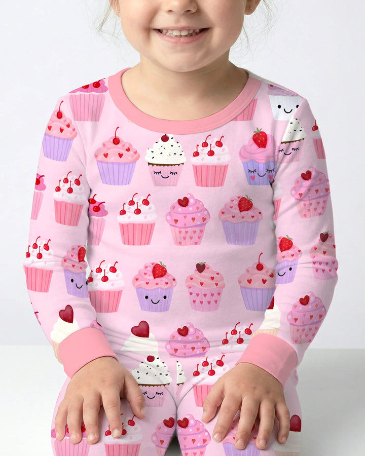 Zweiteiliges Langarm-Pyjama-Set mit Sommerfrüchten