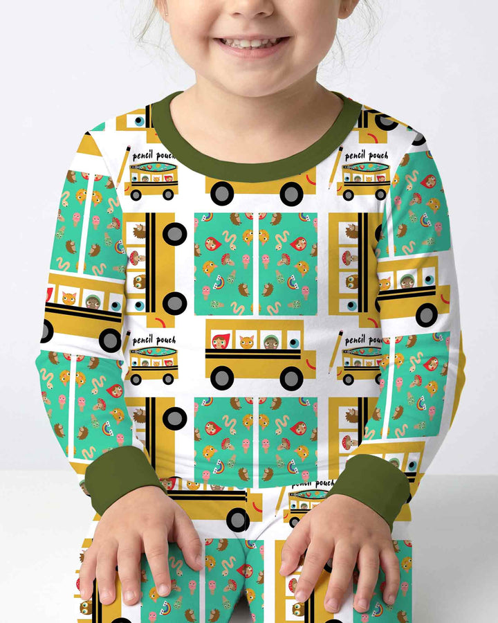 Zweiteiliges Langarm-Pyjama-Set mit Sommerfrüchten