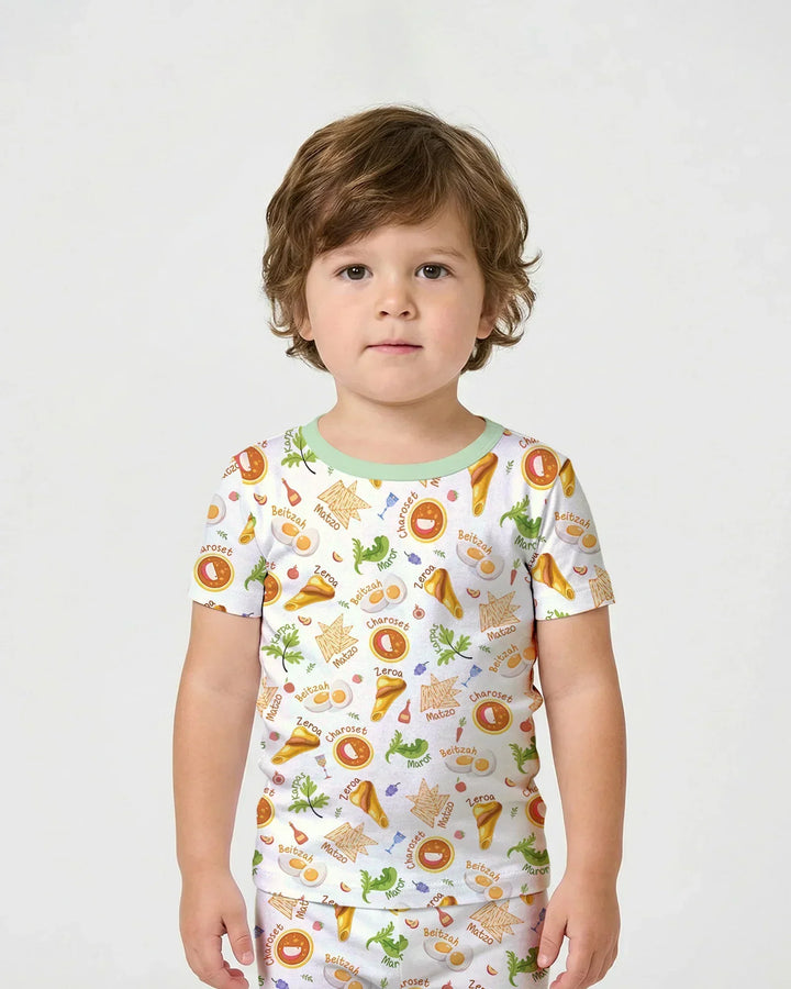 Template Zweiteiliges Pyjama-Set mit kurzen Ärmeln und Shorts