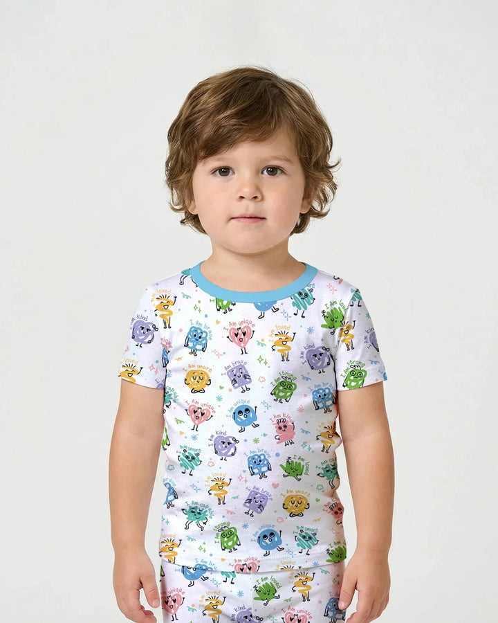 Template Zweiteiliges Pyjama-Set mit kurzen Ärmeln und Shorts