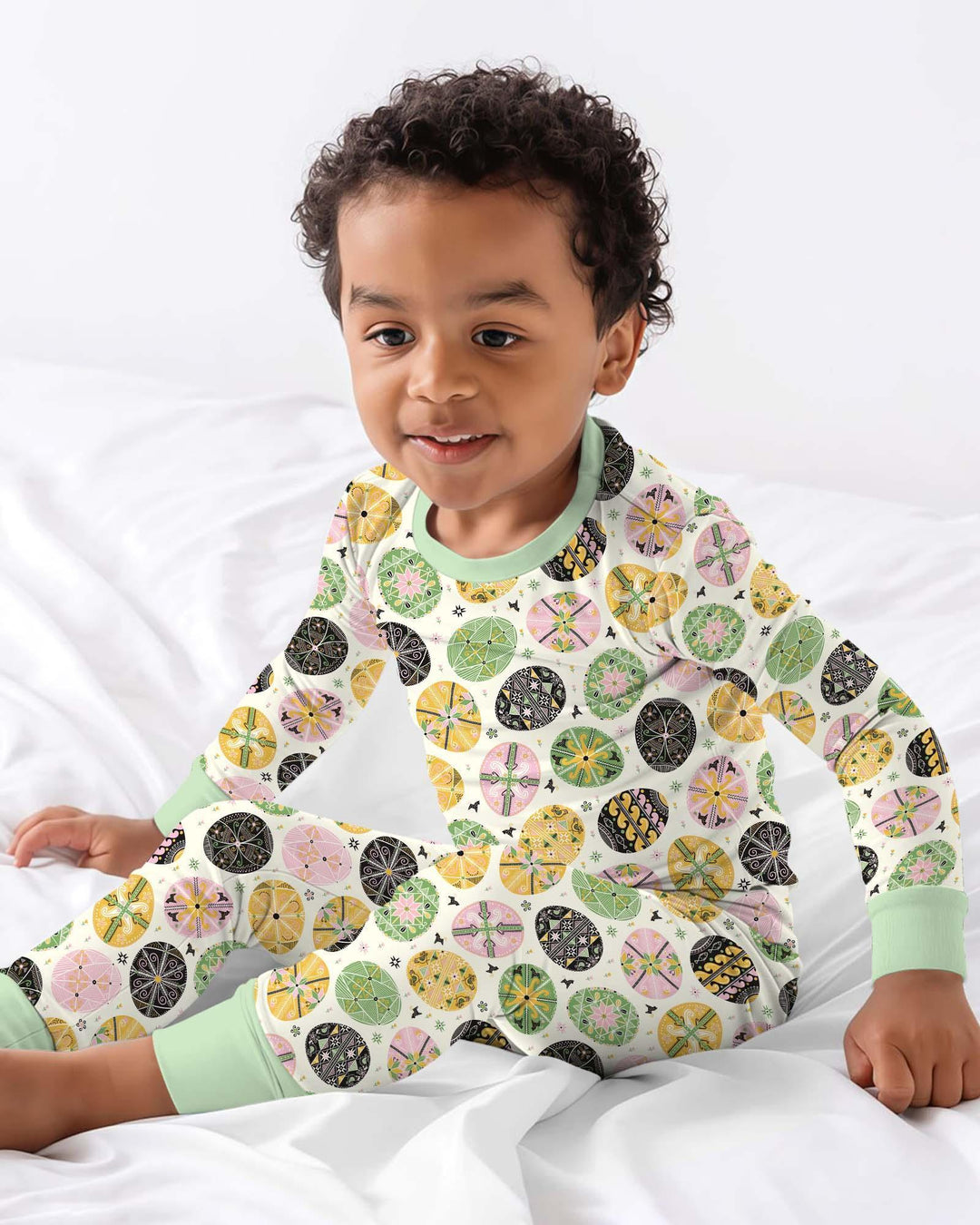 Zweiteiliges Langarm-Pyjama-Set mit Sommerfrüchten