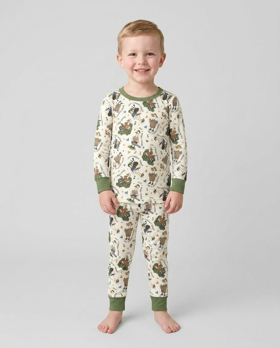 Zweiteiliges Langarm-Pyjama-Set mit Sommerfrüchten