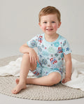Template Zweiteiliges Pyjama-Set mit kurzen Ärmeln und Shorts