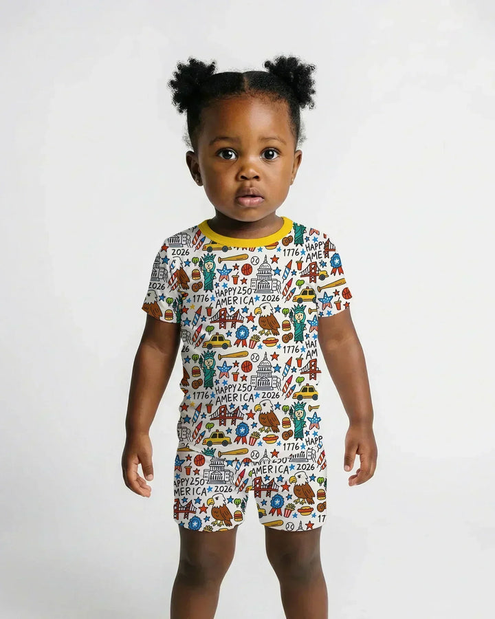 Template Zweiteiliges Pyjama-Set mit kurzen Ärmeln und Shorts