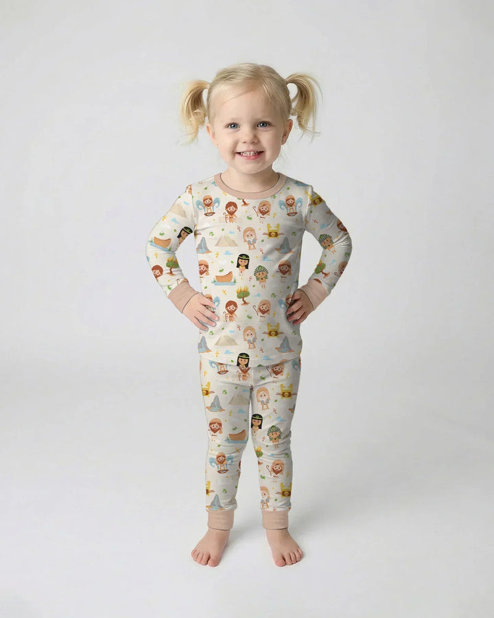 Zweiteiliges Langarm-Pyjama-Set mit Sommerfrüchten