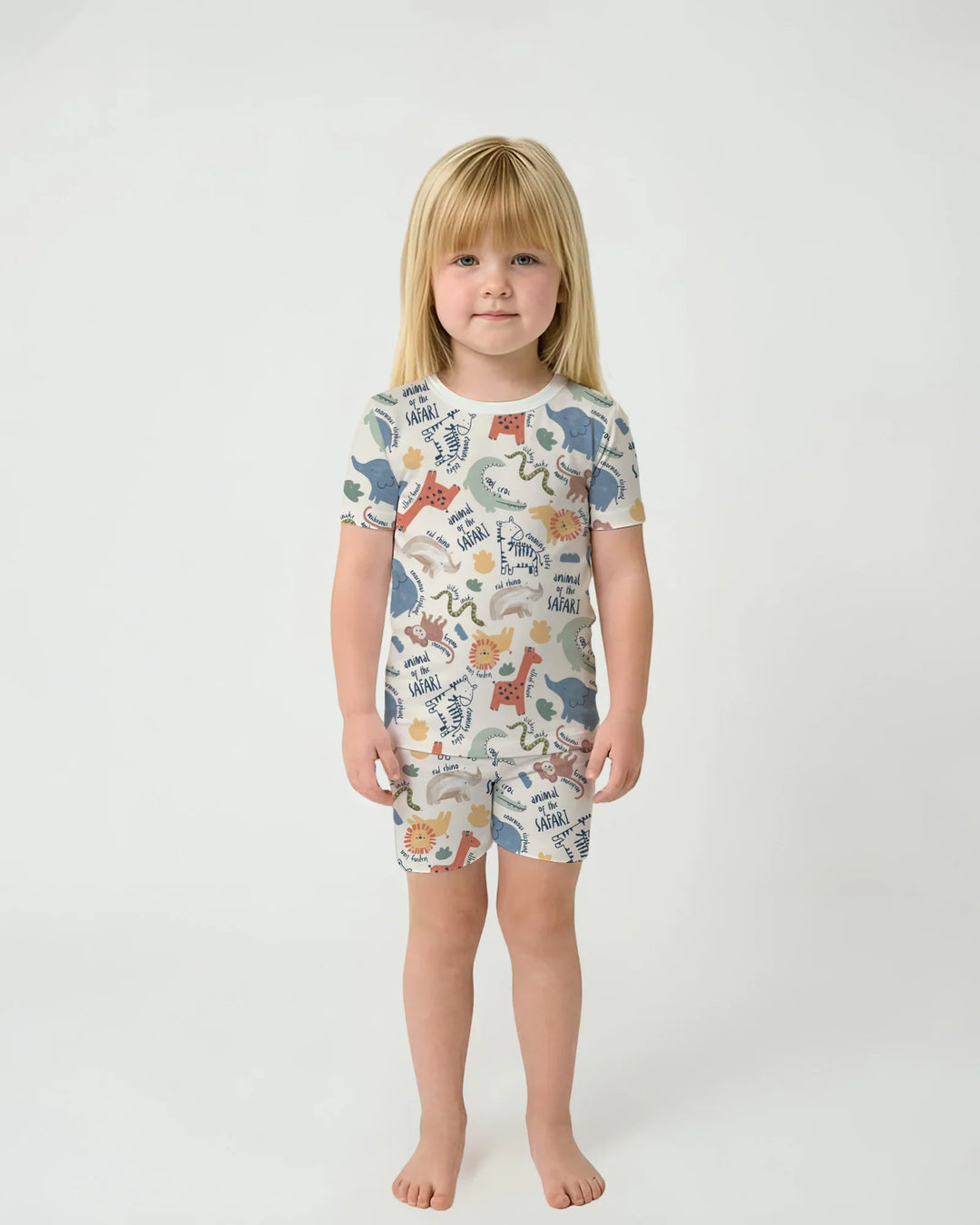 Template Zweiteiliges Pyjama-Set mit kurzen Ärmeln und Shorts