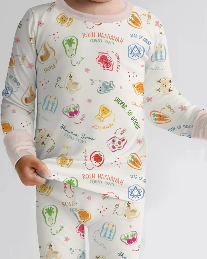 Zweiteiliges Langarm-Pyjama-Set mit Sommerfrüchten