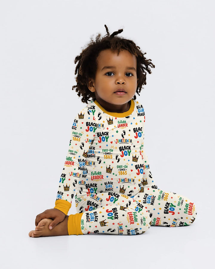 Zweiteiliges Langarm-Pyjama-Set mit Sommerfrüchten