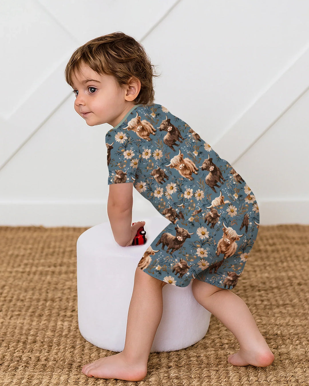 Template Zweiteiliges Pyjama-Set mit kurzen Ärmeln und Shorts