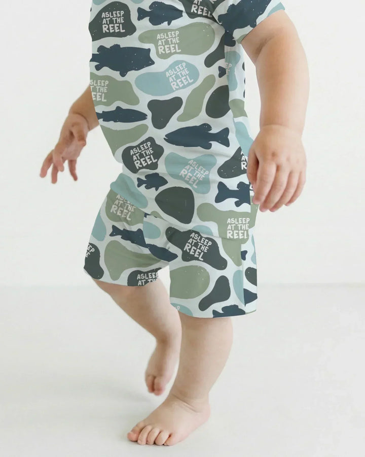 Template Zweiteiliges Pyjama-Set mit kurzen Ärmeln und Shorts