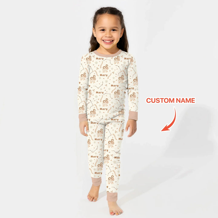 Zweiteiliges Langarm-Pyjama-Set mit Sommerfrüchten
