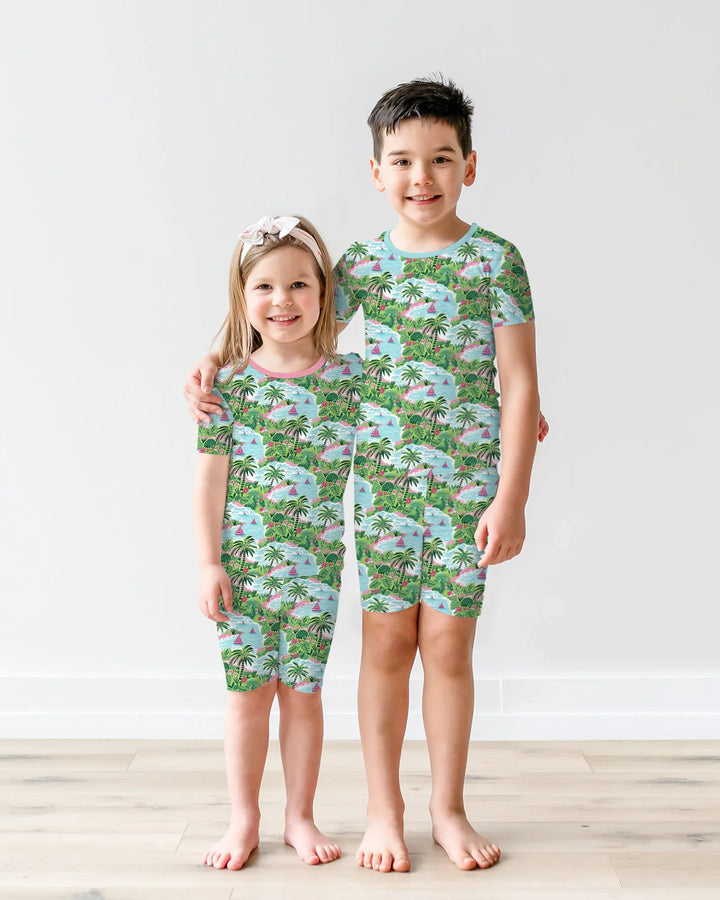 Template Zweiteiliges Pyjama-Set mit kurzen Ärmeln und Shorts