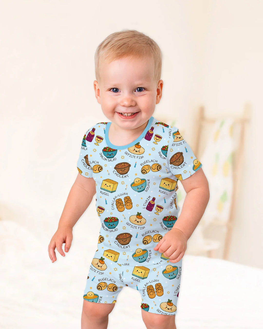Template Zweiteiliges Pyjama-Set mit kurzen Ärmeln und Shorts