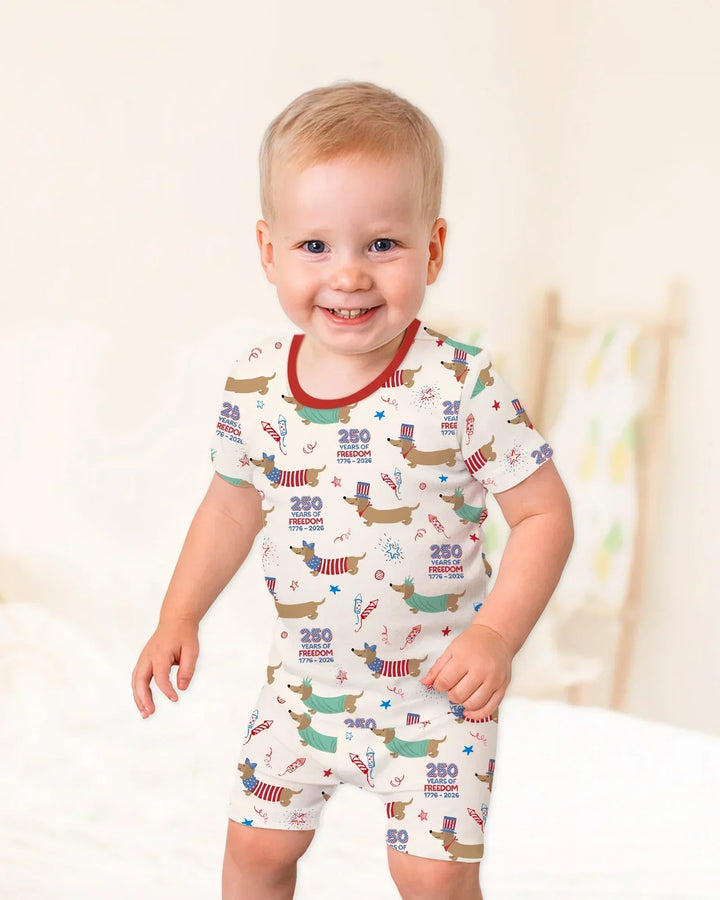 Zweiteiliges Pyjama-Set mit kurzen Ärmeln und Shorts im Sommer-Design