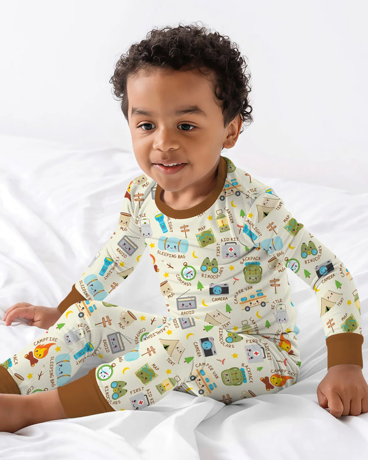 Zweiteiliges Langarm-Pyjama-Set mit Sommerfrüchten