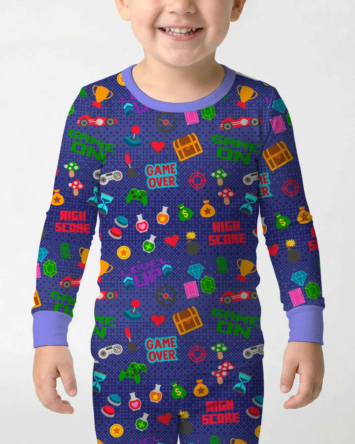 Zweiteiliges Langarm-Pyjama-Set mit Sommerfrüchten