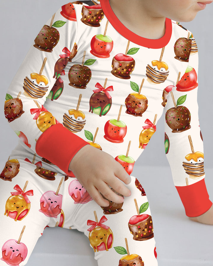 Zweiteiliges Langarm-Pyjama-Set mit Sommerfrüchten