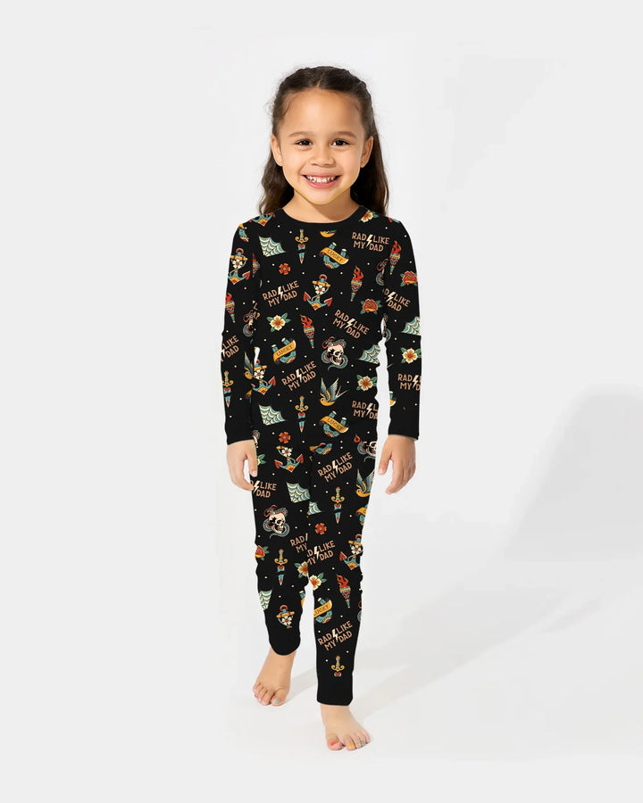 Zweiteiliges Langarm-Pyjama-Set mit Sommerfrüchten