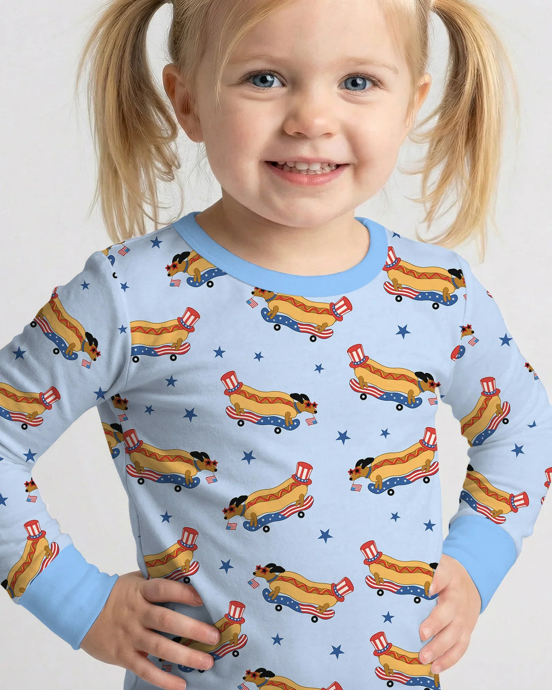 Zweiteiliges Langarm-Pyjama-Set mit Sommerfrüchten