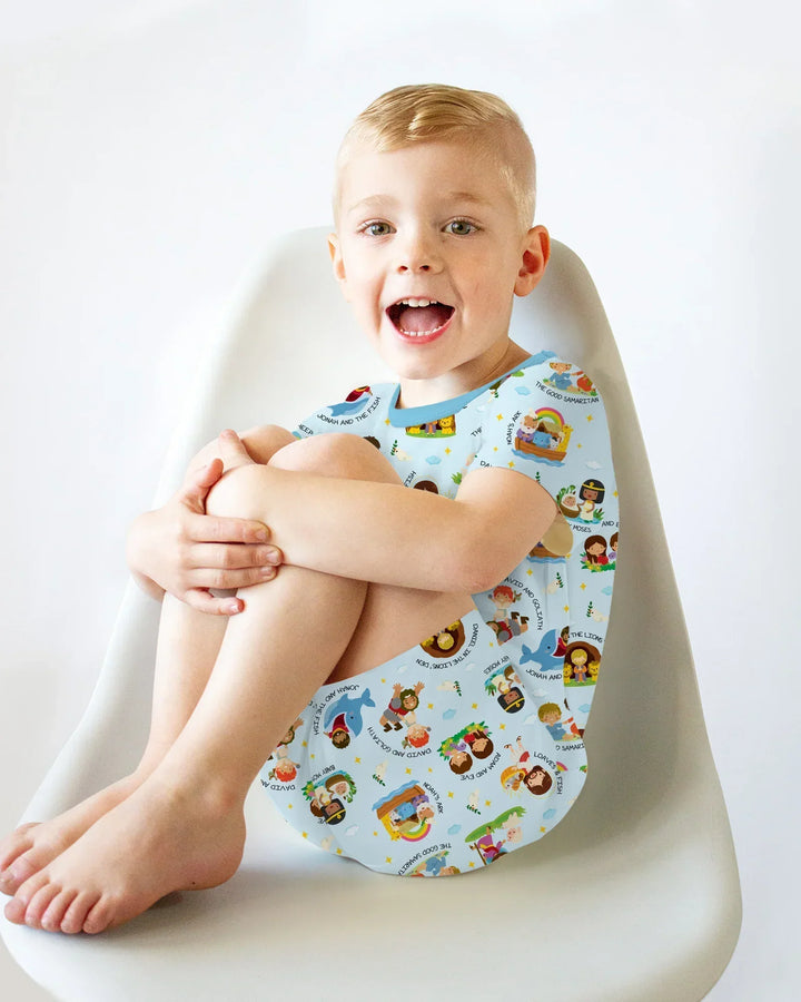 Template Zweiteiliges Pyjama-Set mit kurzen Ärmeln und Shorts